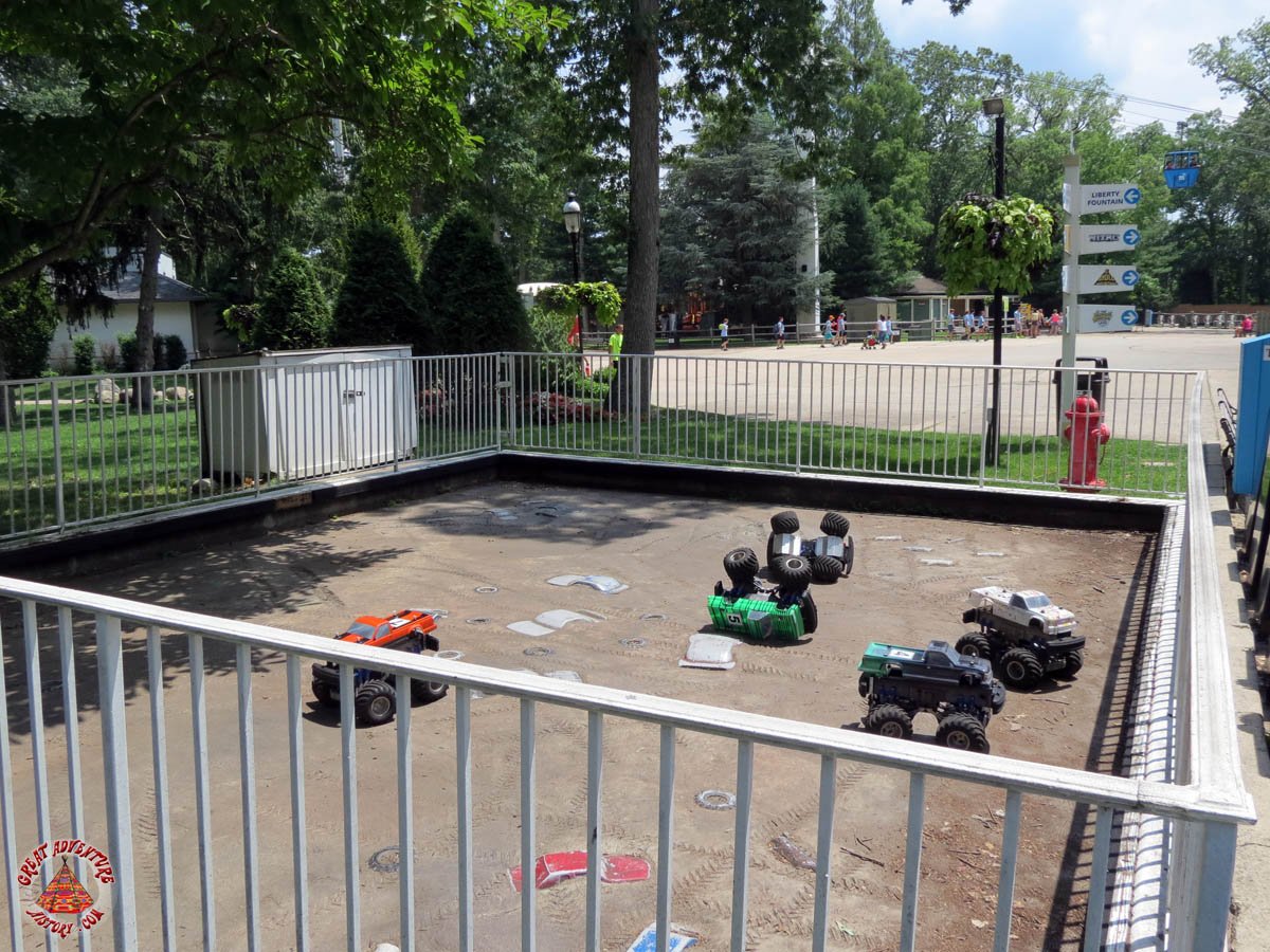 Remote Control 4x4 Trucks Big Wheel Spotlight Games & Arcades